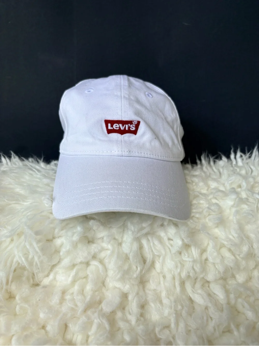Levi's Classic White Batwing Logo Baseball Cap Dad Hat OS